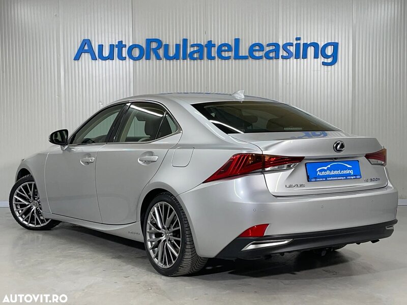 Lexus Seria IS